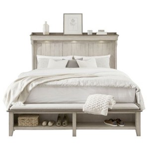 Ivy Hollow Queen Bed