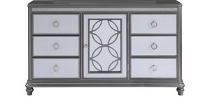 Glamour Dresser